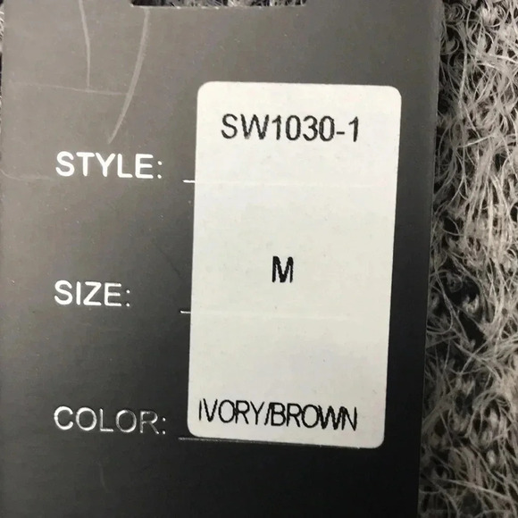 NWT OLIVER WO SZ MED ANIMAL PRINT SWEATER. SOFT AND COMFY OPEN FRONT - Picture 5 of 11